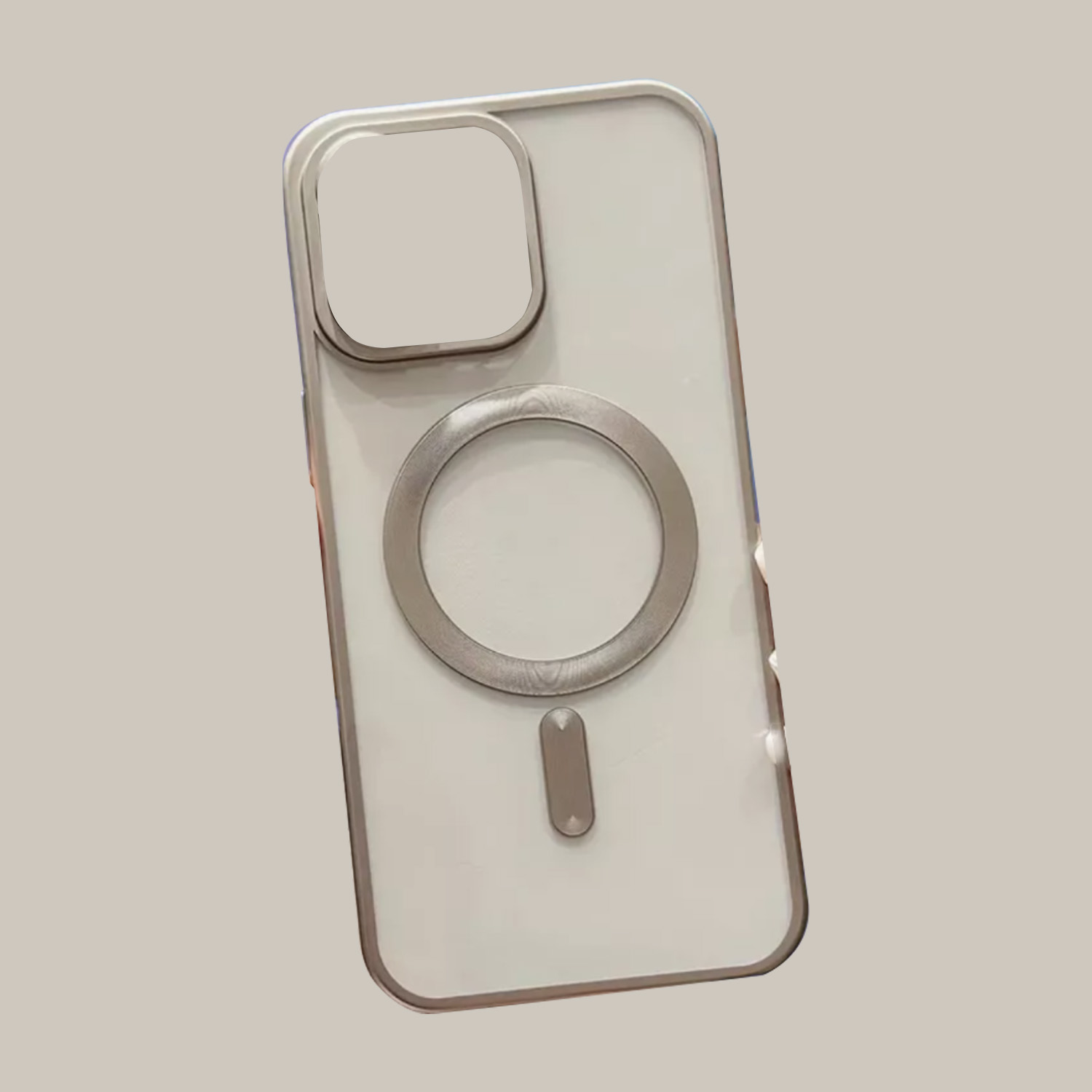 Чехол прозрачный силиконовый для Apple iPhone 14 Pro с MagSafe (натуральный титан)