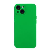 Чехол силиконовый с защитой камеры для Apple iPhone 15 (ярко - зеленый)