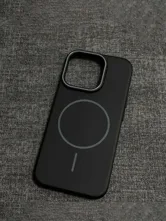 Чехол силиконовый для Apple iPhone 16 Pro с MagSafe (чёрный)