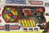 Игровой набор оружия (бластер,пули,мишень)