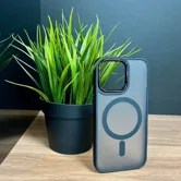 Матовый чехол с металлической окантовкой с MagSafe Apple iPhone 13 Pro Max (черный)