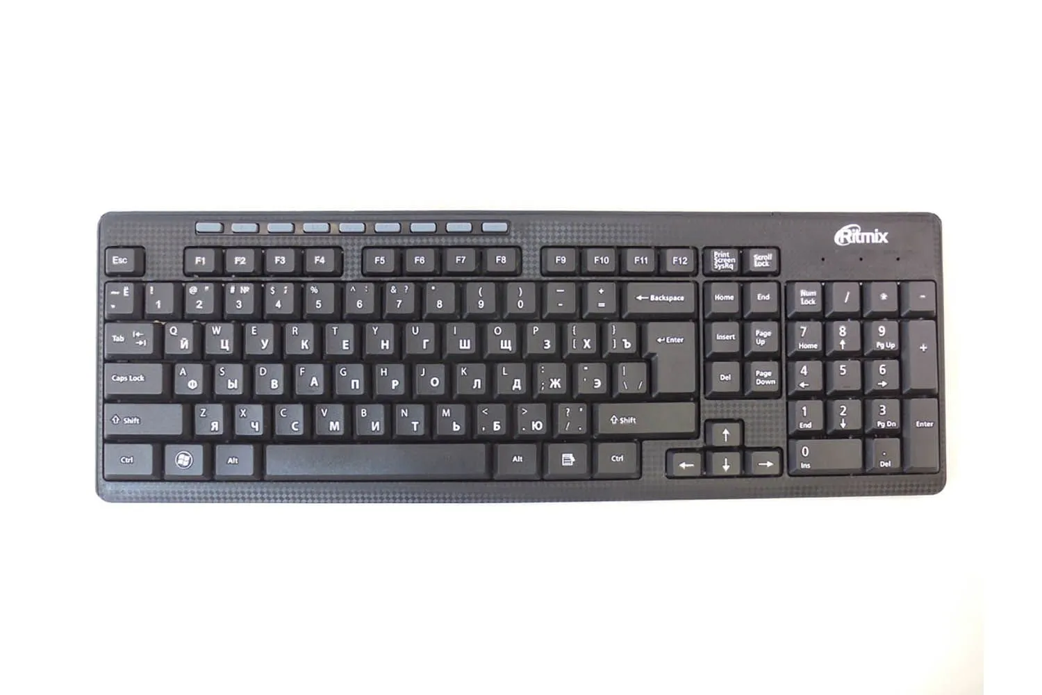 Клавиатура RITMIX RKB-255W, беспроводная, USB. Кол-во клавиш: 102+9. Радиус действия: 10 м. Рабочая 