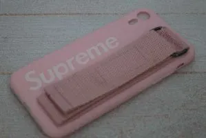 Чехол силиконовый для Supreme 1.5mm для Apple iPhone Xr розовый