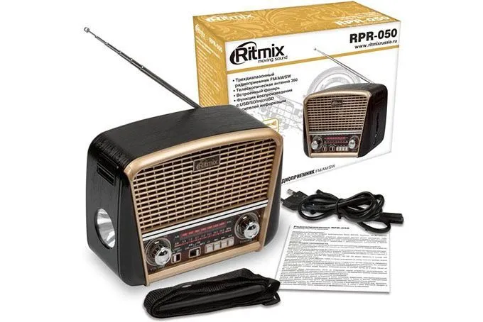 Портативный Радиоприемник Ritmix RPR-050 (золото-черный)