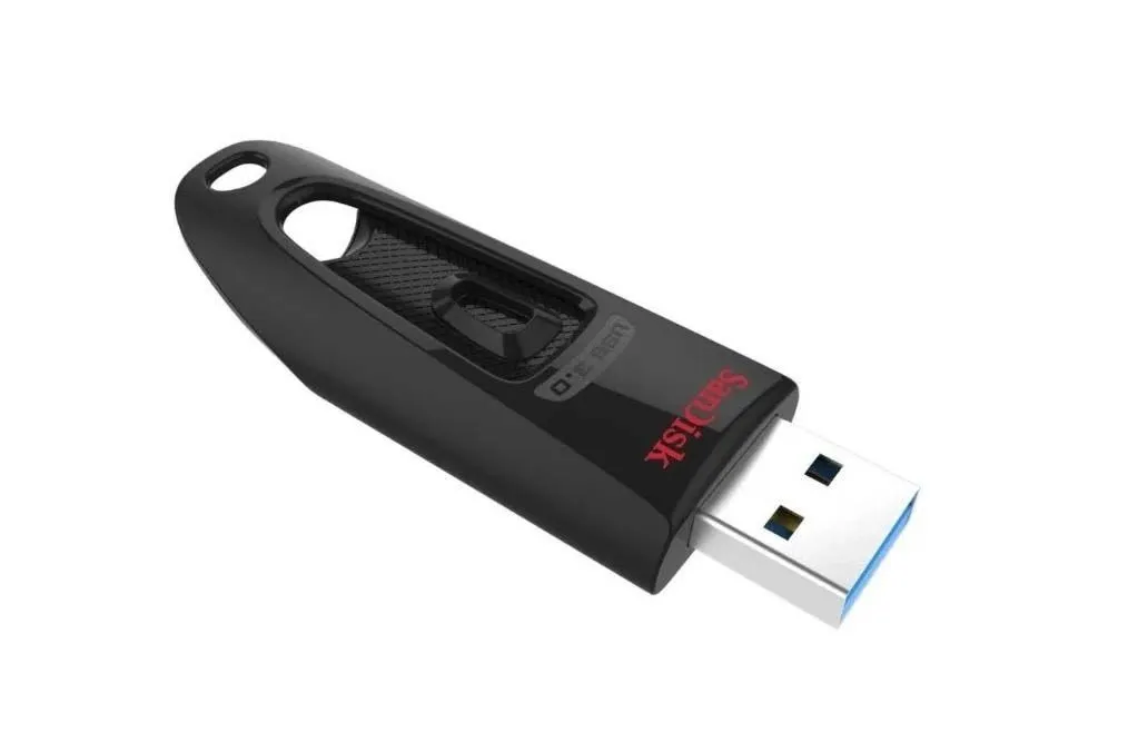 Флеш-накопитель USB 3.0 32GB Sandisk Ultra (черный)
