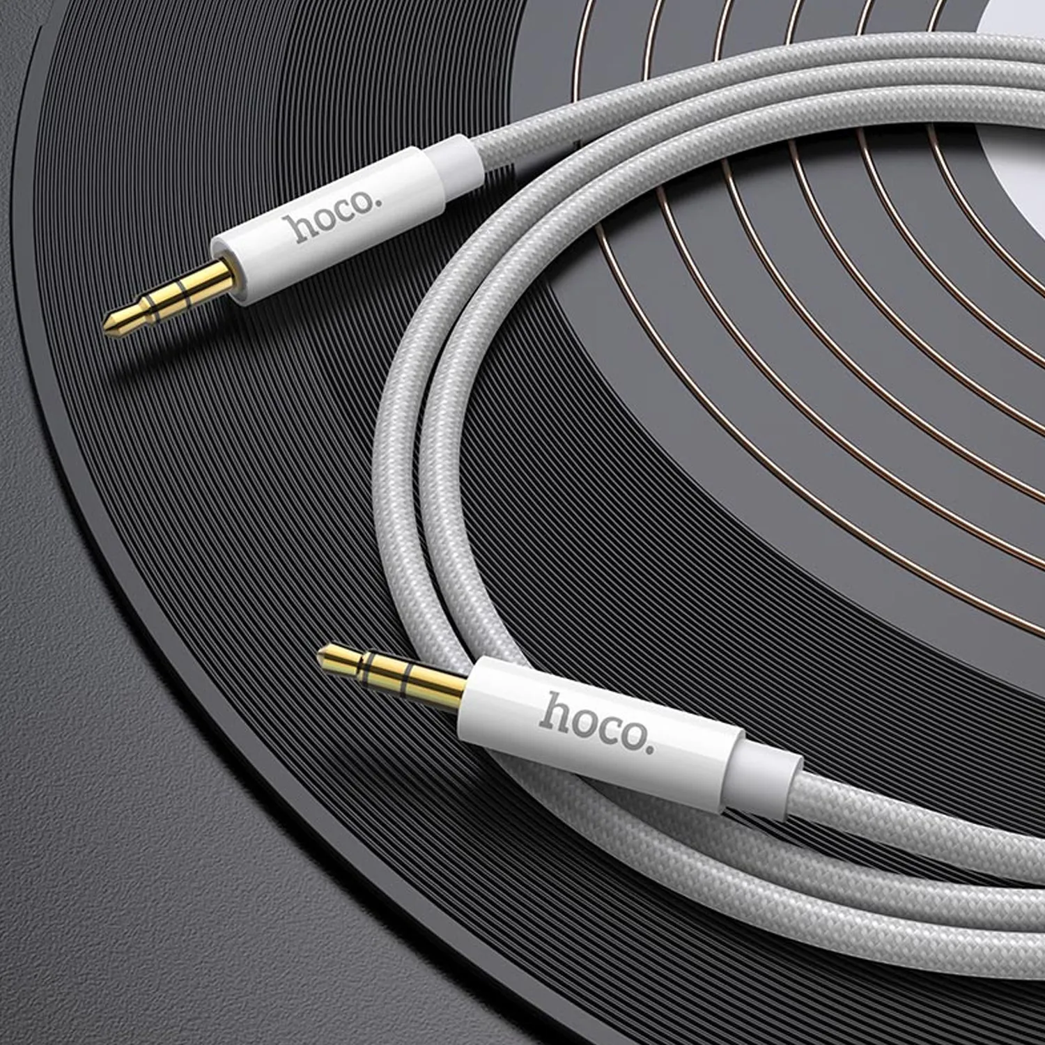 AUX Кабель 3.5mm HOCO UPA19 audio cable, 1 м (белый)